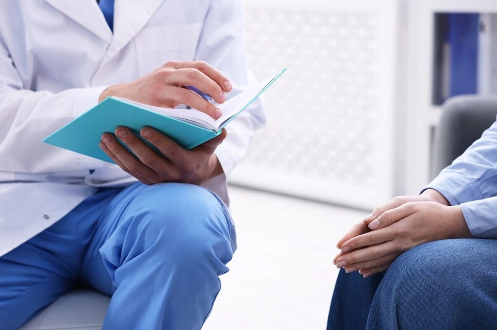 Which Doctor Should You See for an STD? A Complete Guide to Confidential STD Testing in Dubai